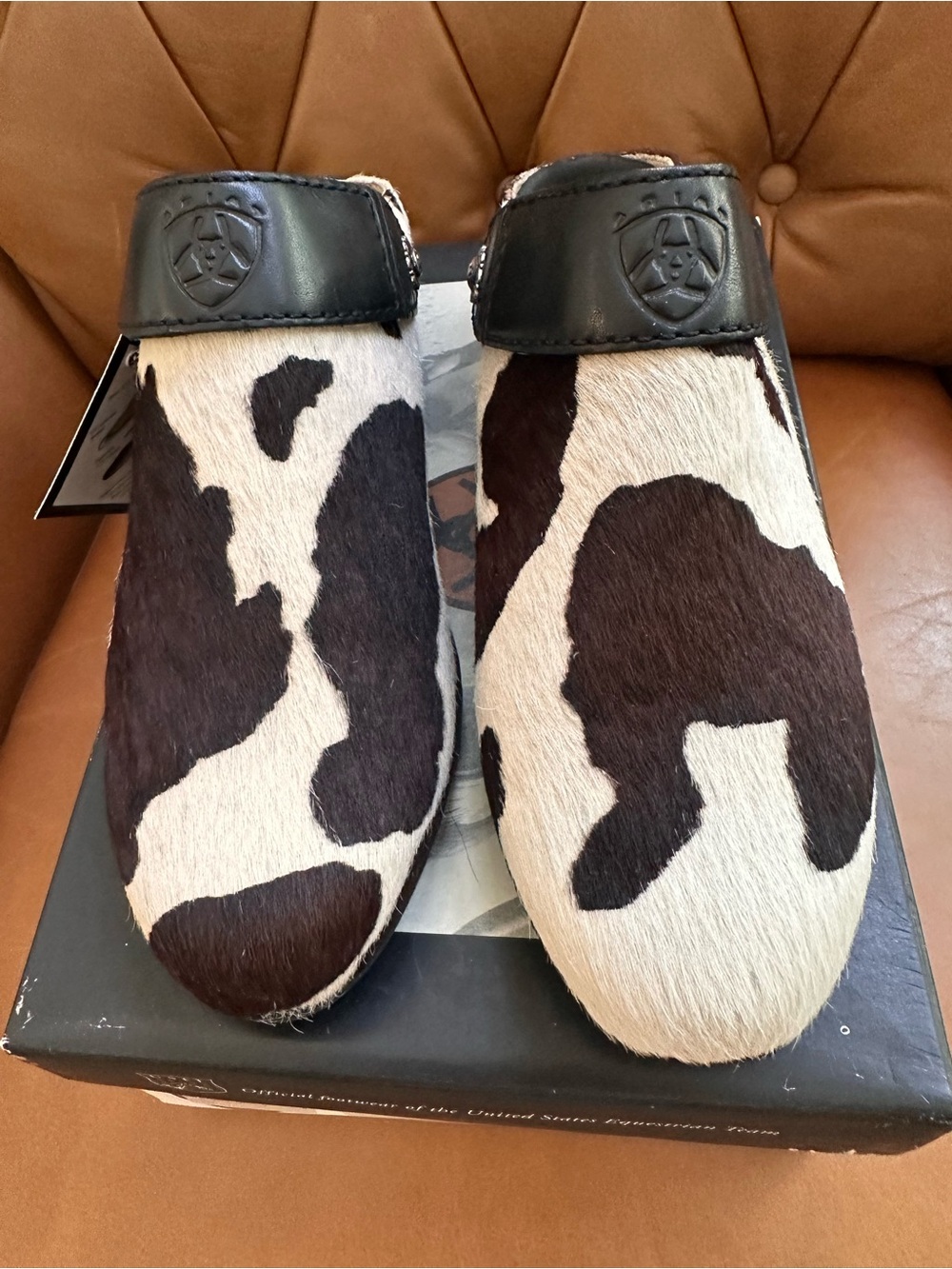 NWT Ariat Sport Mule- Cowhide —Size 8.5